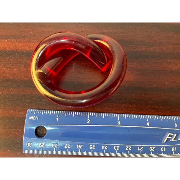 VTG Dorothy Thorpe Style Red Lucite Pretzel Napkin Rings Set of 4 MCM Christmas - Picture 4 of 4